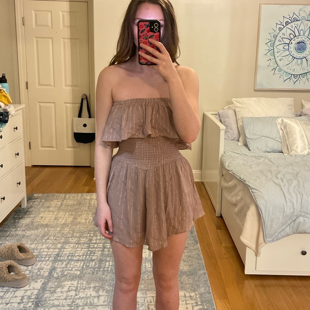 Strapless romper